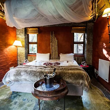Hakunamatata Lodge & Health Spa/ Wedding & Conference Venue Muldersdrift Exterior photo