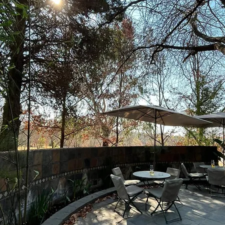 Hakunamatata Lodge & Health Spa/ Wedding & Conference Venue Muldersdrift Exterior photo