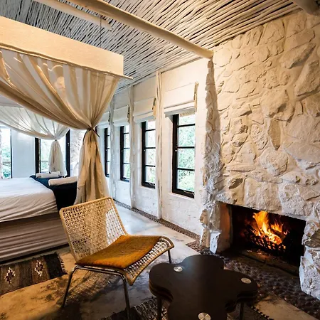 Hakunamatata Lodge & Health Spa/ Wedding & Conference Venue Muldersdrift Exterior photo