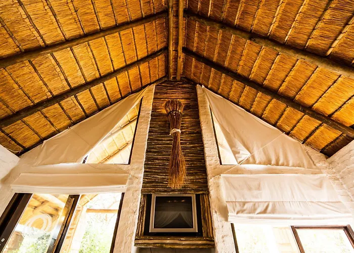 Hakunamatata Lodge & Health Spa/ Wedding & Conference Venue