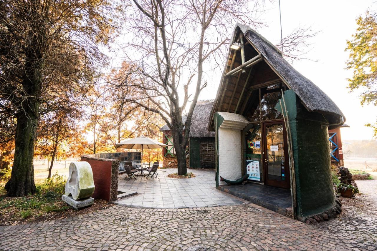Hakunamatata & Health Spa/ Wedding & Conference Venue Hotel Muldersdrift